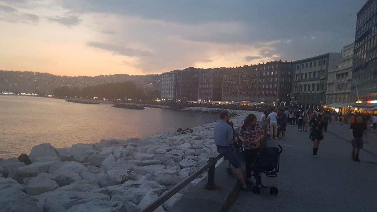 Metro Duomo B&B Napoli Dış mekan fotoğraf